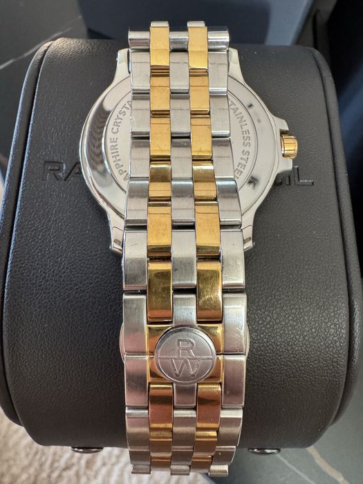 Часовник Raymond Weil Tango