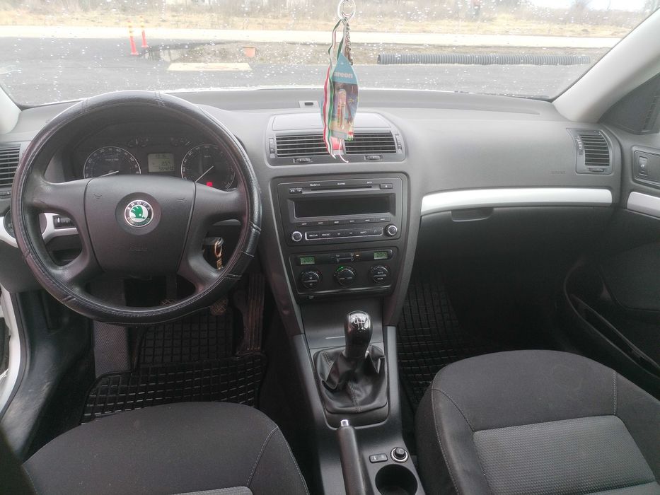 Skoda  Octavia 2