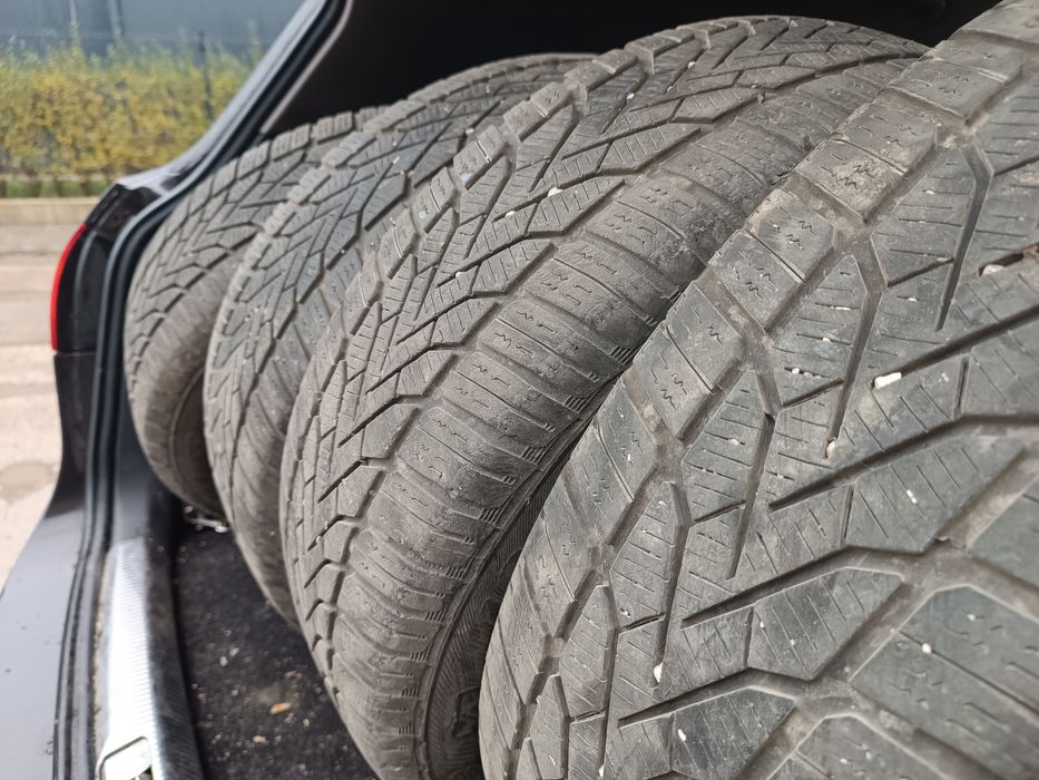 Гуми с Джанти  195/65/15