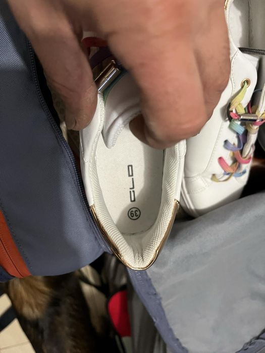 Дамски обувки