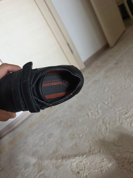 Продам туфли  для мальчика