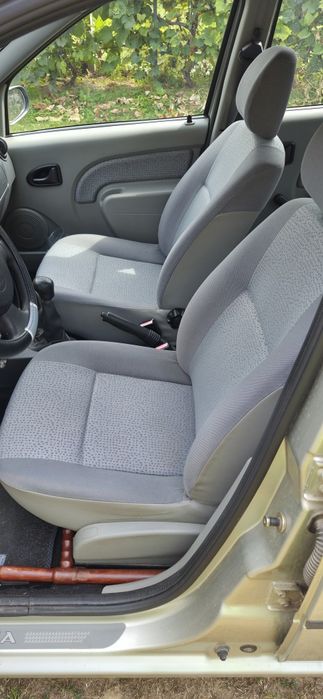 Dacia Logan Laureate 1.6 benzina 2005