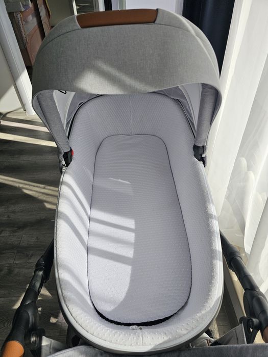 VIVA LIFE Бебешка количка 3 В 1 TUTIS