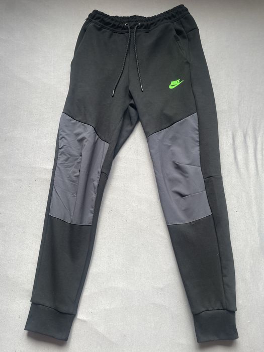 Nike Tech Fleece