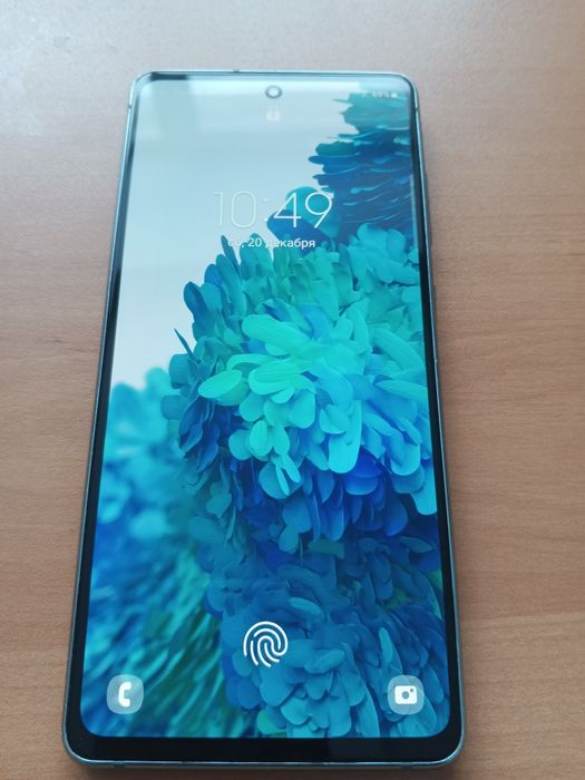 Продам Самсунг s20Fe