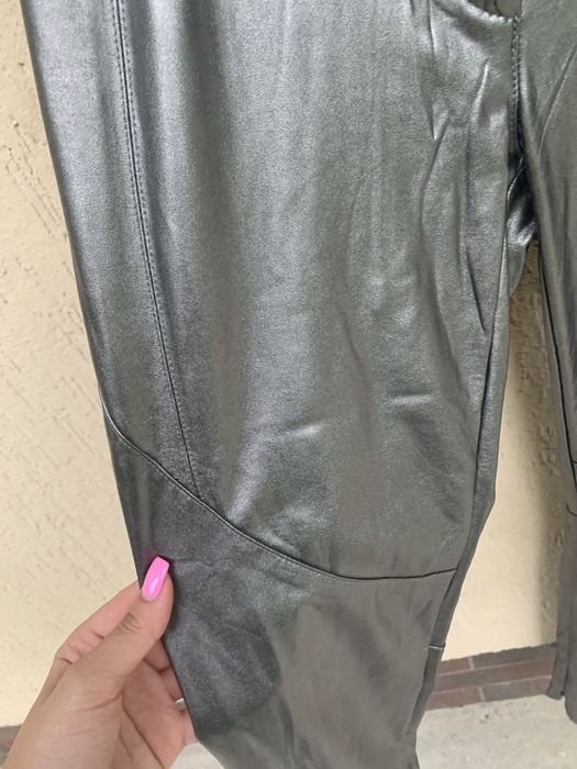 Colanti argintii Pinko