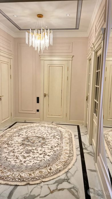 Сдаётся 3-комн Ц-2, 100 м²