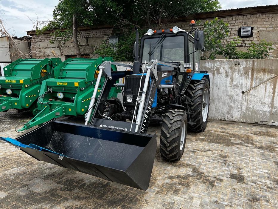 Продам навесной погрузчик  в Уральске