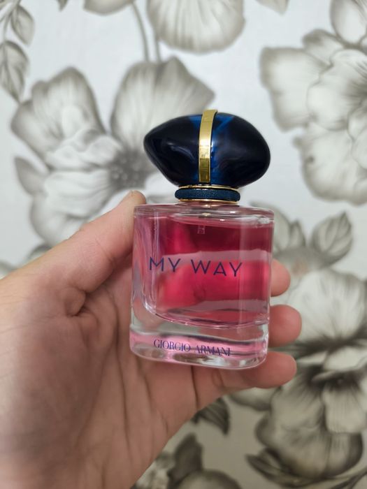 Продам парфюм недорого