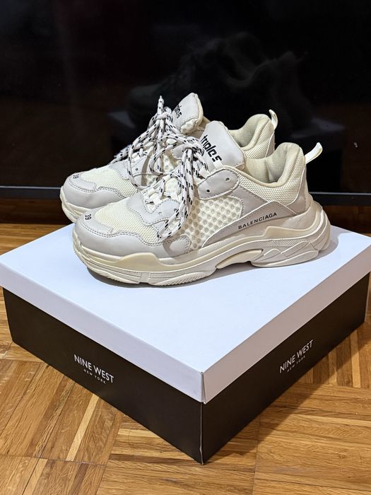 Маратонки BALENCIAGA triples