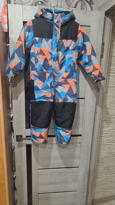 Продам зимний комбинезон