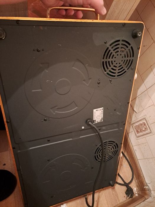 Плита электрическая продам