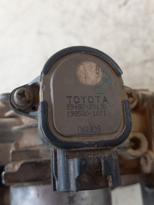 Дросел Toyota Rav 4 2.0i
