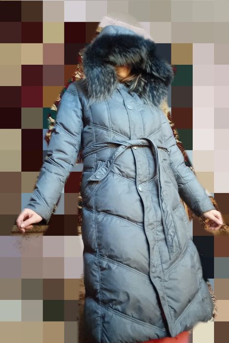 Зимний пуховик женский