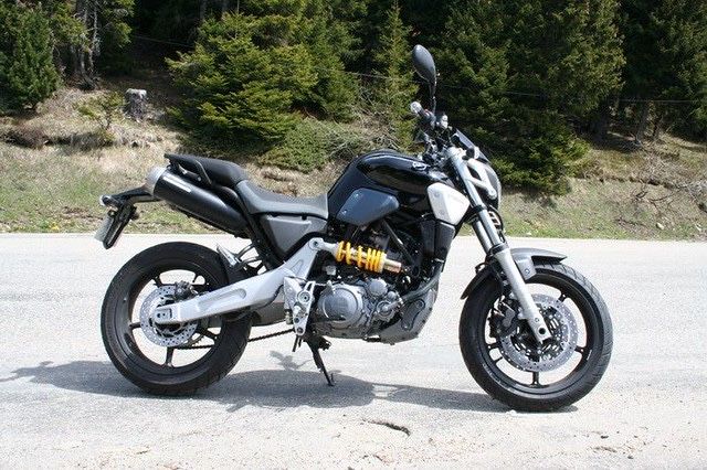 Продавам Yamaha MT 03 на части 660 кубика