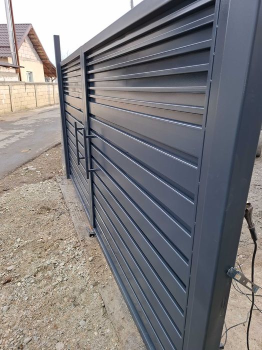 Poarta din teava rectangulara 100x20 – design modern si rezistenta