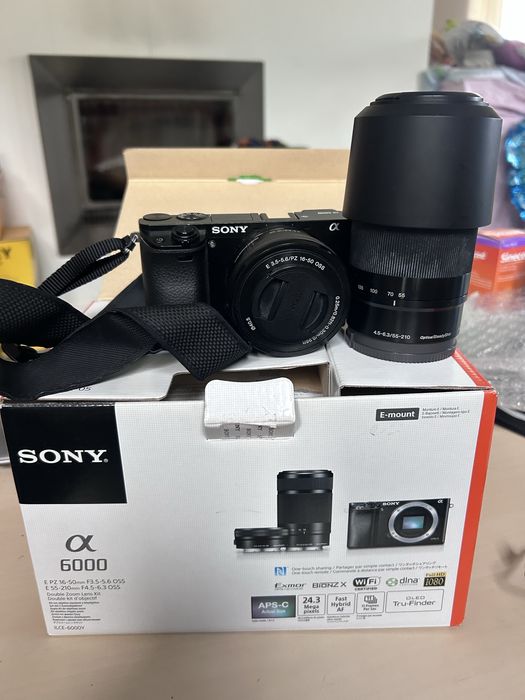 Aparat foto Sony Alpha 6000