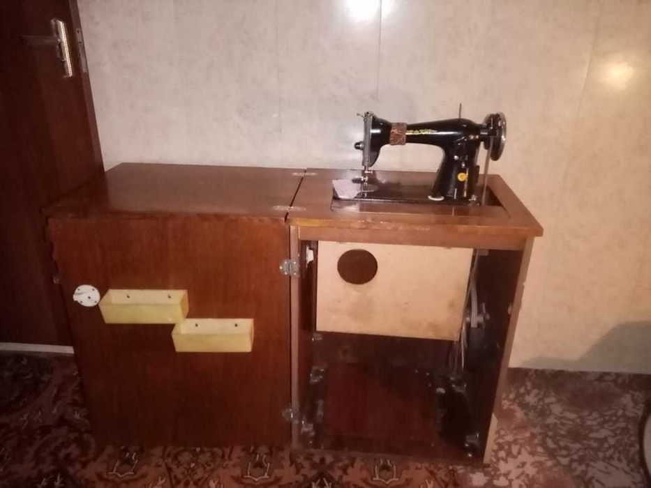 продам швейную машину