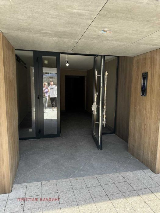 Продава се Четиристаен апартамент в София, Манастирски ливади - 151 кв.м за 2800 €/кв.м - Снимка #2