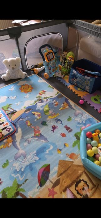 Loc de joaca 2m x 1.80 + 4 agatatori +saltea educativa / copil/ bebelus
