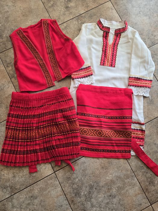 Детска носия за момиче