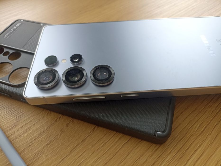 Samsung S25 Ultra impecabil