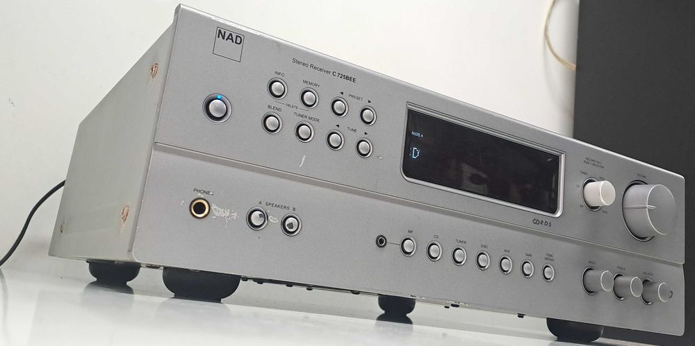 NAD C 725BEE – Monstru Stereo Receiver – PowerDrive Amp – Audiophile Series