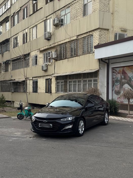 Chevrolet Malibu 2023 — 2