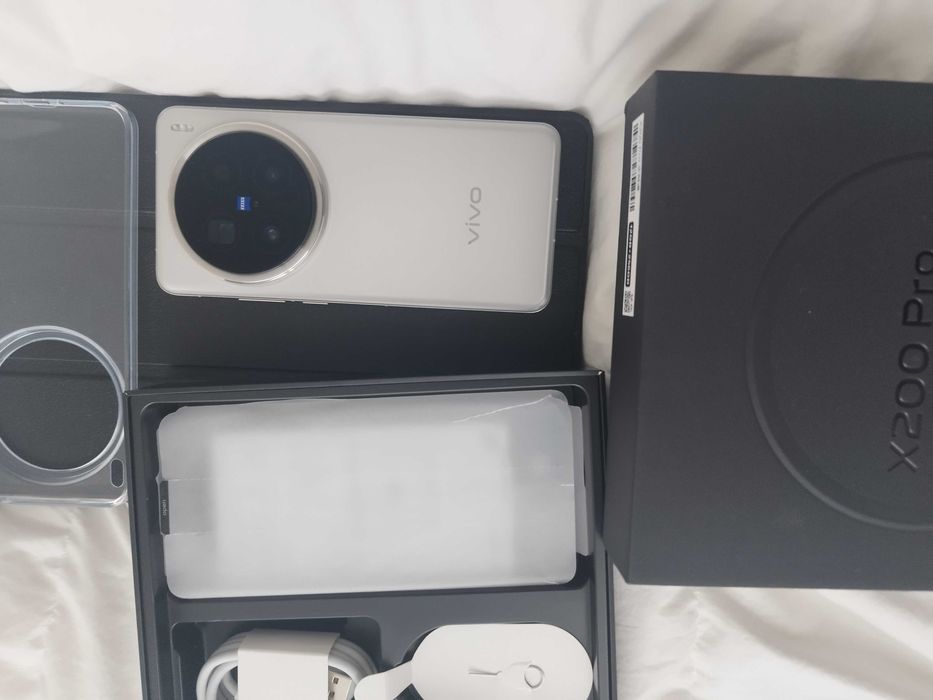 Vivo X200 Pro 12/256gb NEW!