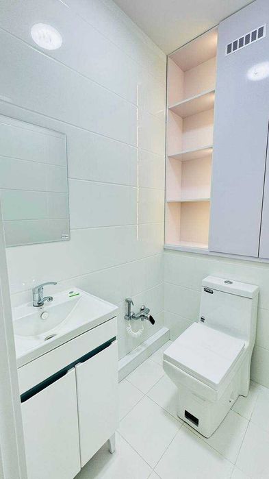 Продаётся Евроремонт 2-х ком, 2-х этаж ориентир Дружба Народов/U-Tower