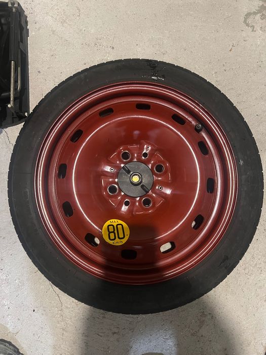 Продавам 4-ри зимни гуми