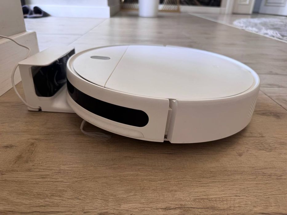 Xiomi MI robot vacuum- mop essential