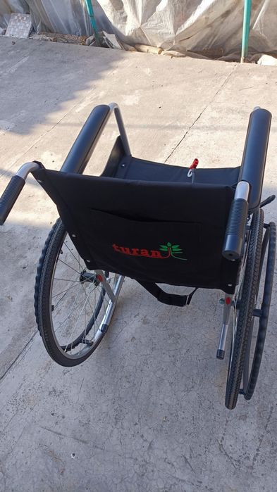 Кресло инвалидное