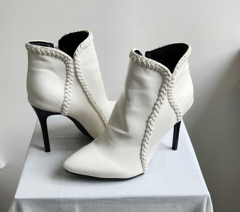 Botine Albe Dama marime 39