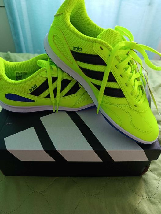 Детски маратонки, обувки за футбол Adidas