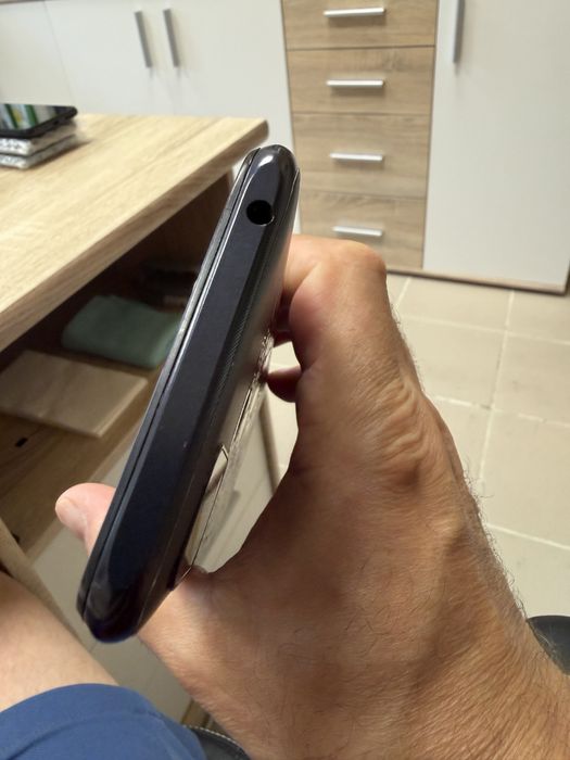 Umidigy A9 3/64 - отличен