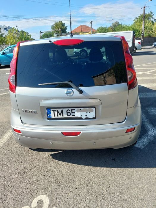 Vând Nissan note benzină