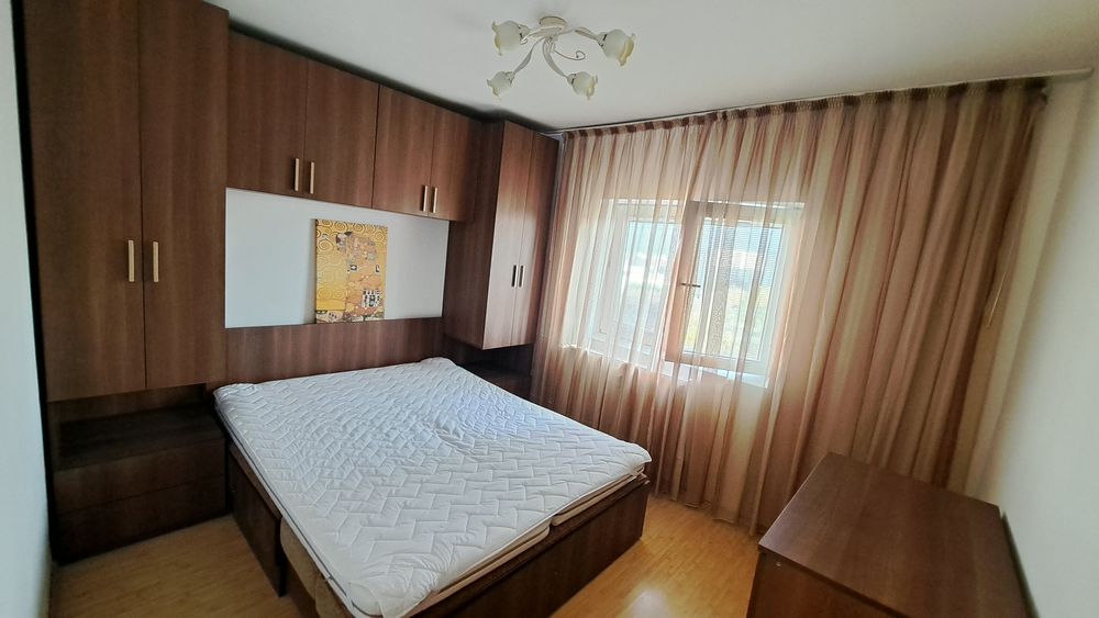 Proprietar 2 cam str. Lujerului/la 4 min de metrou si in fata Parcului