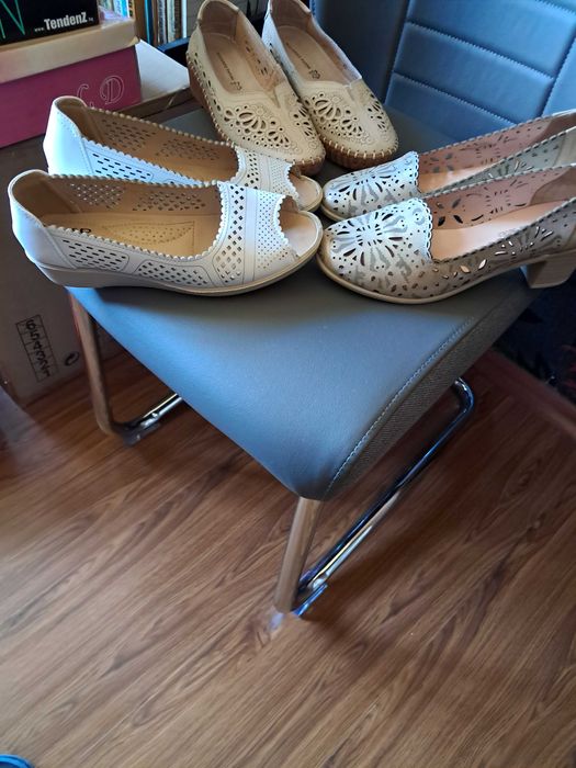 Обувки  летни много запазени