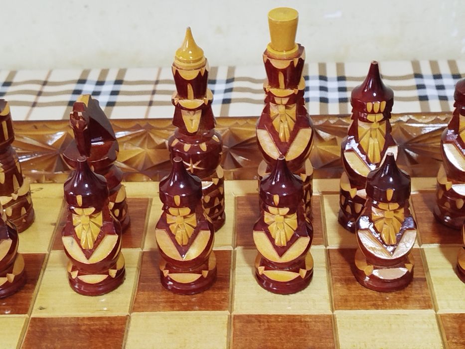 Шахматы нарды отличные подарок