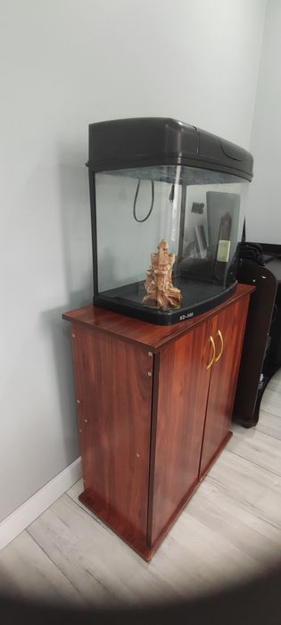 Продам аквариум для рыб