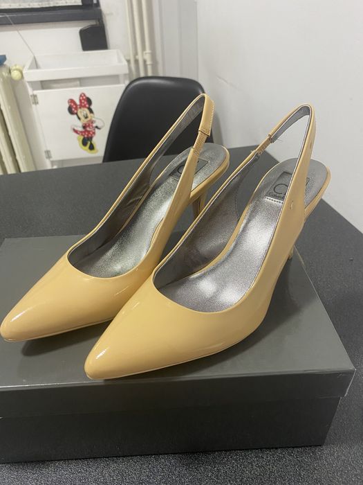 Pantofi Calvin Klein 37