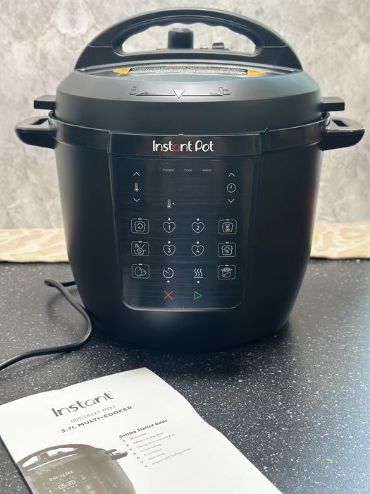Multi-cooker InstantPot