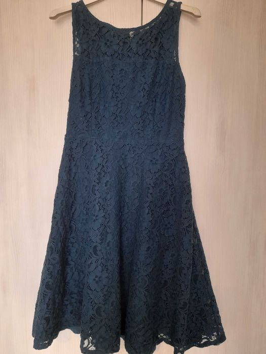 Дамска рокля дантелена