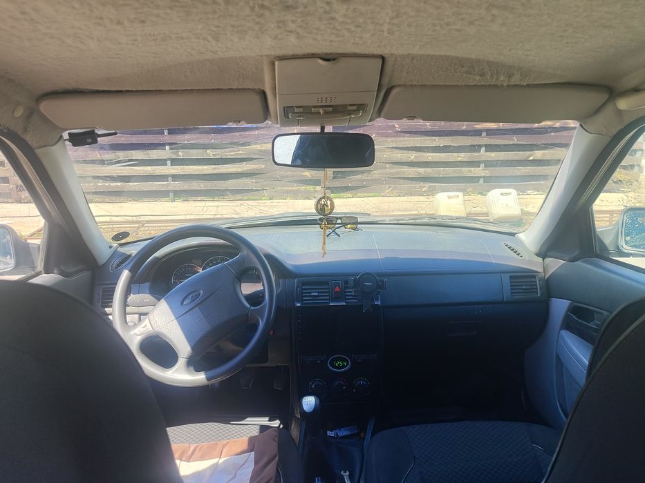 Приора продается