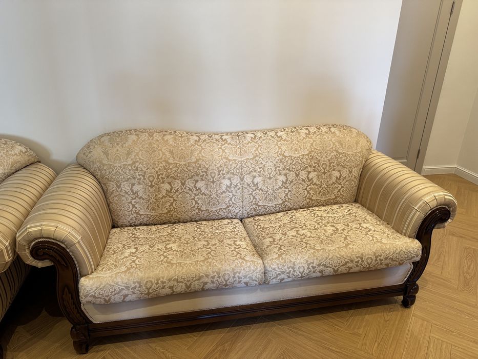 Диван для гостиной