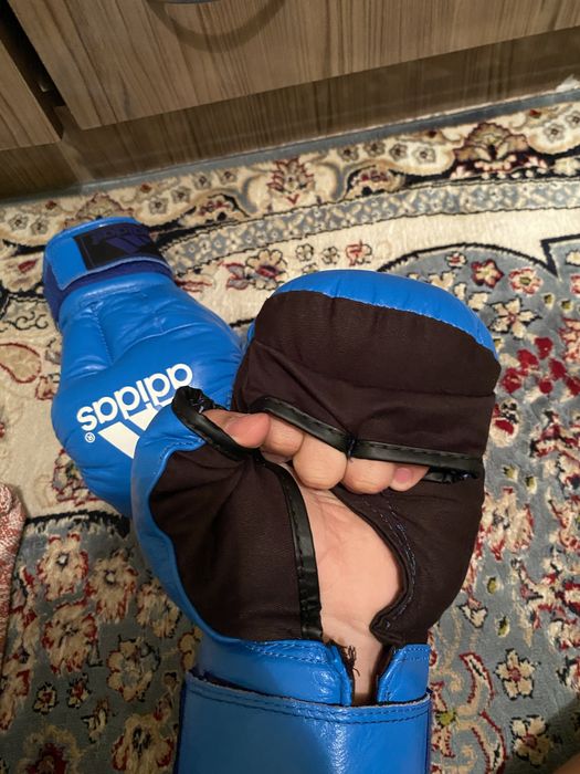 Перчатки рукопашного боя