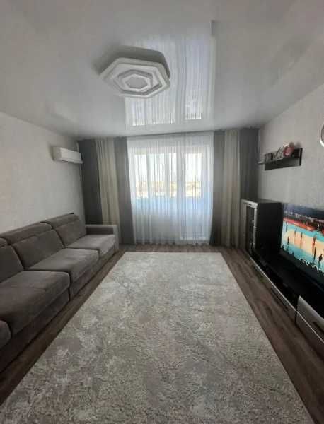 Продам 2-х комнатную квартиру в центре города