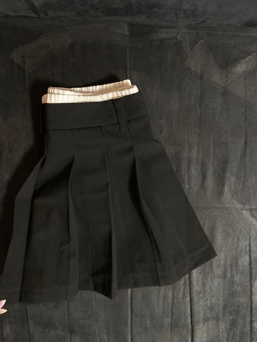 Пола къса черна PULL&BEAR