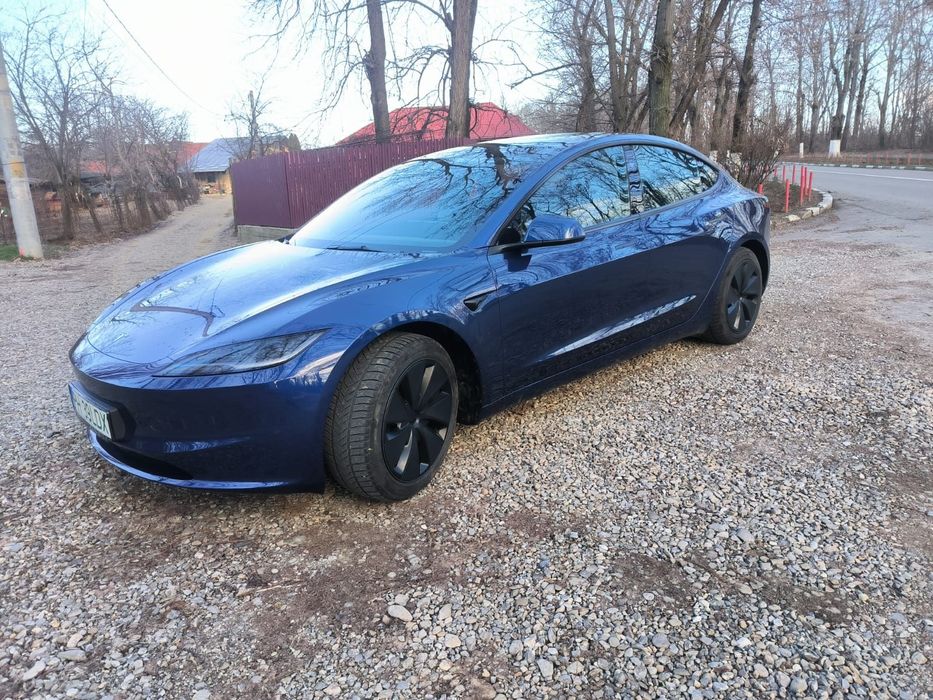 Tesla Model 3 Tesla Model 3 Long Range